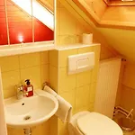 Pod Orehi 3* Loce pri Poljcanah