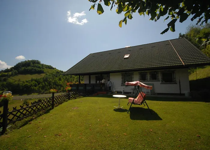 Hiša za goste Pod Orehi