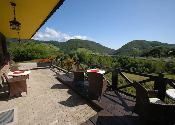 Pod Orehi Penzion Loče pri Poljčanah