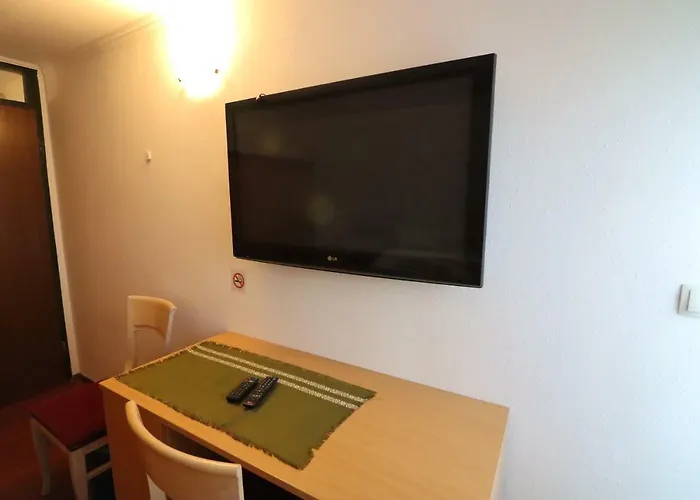 Pod Orehi Hiša za goste 3*