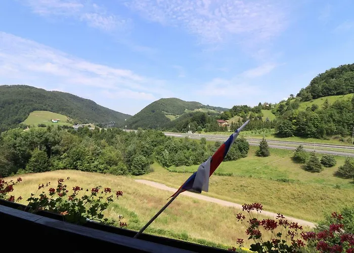 Penzion Pod Orehi 3*